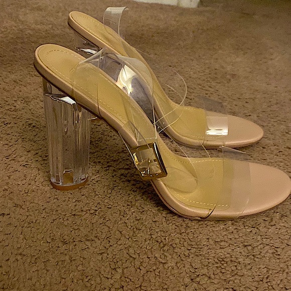 Women’s Just Fab size 7.5 nude heels with clear heel and strap - Picture 3 of 5